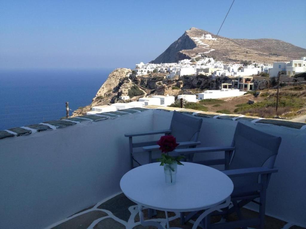Kifines Suites Folégandros Dış mekan fotoğraf