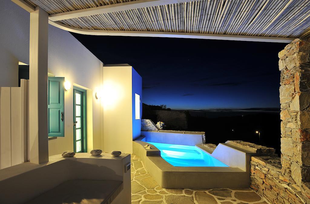Kifines Suites Folégandros Oda fotoğraf