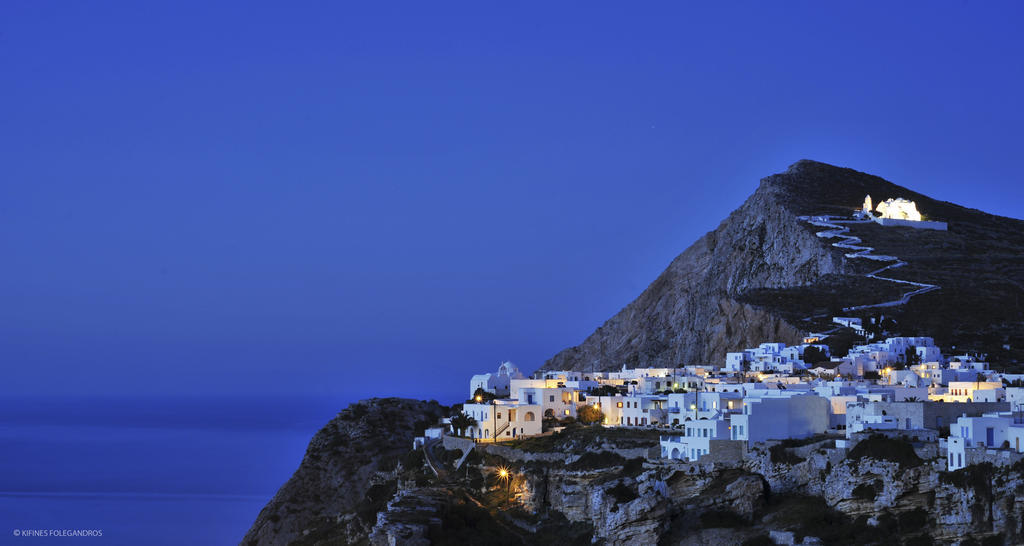 Kifines Suites Folégandros Oda fotoğraf